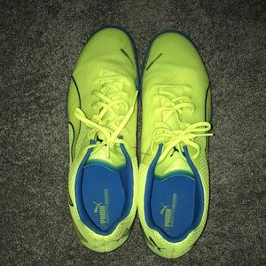 Men’s Puma Sneakers Size 13